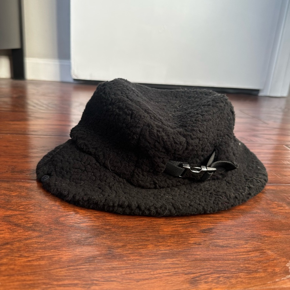 Lululemon Athletica Black Bucket Hat